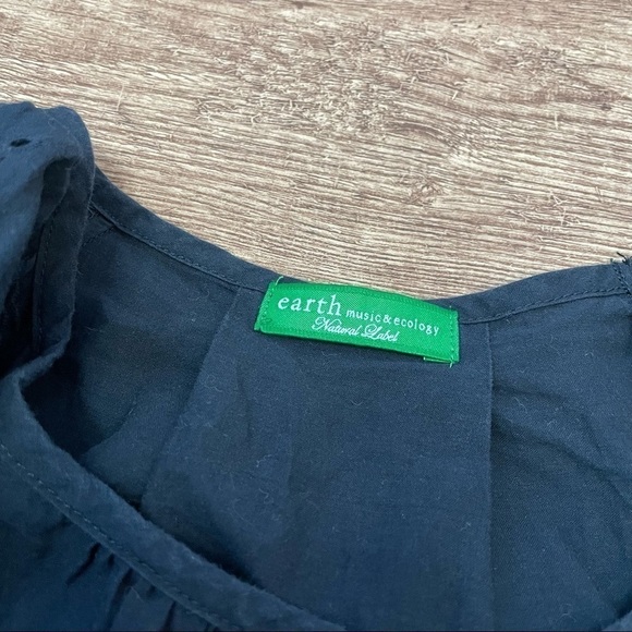 Earth Music and Ecology Navy Blue Eyelet Blouse - Picture 2 of 4